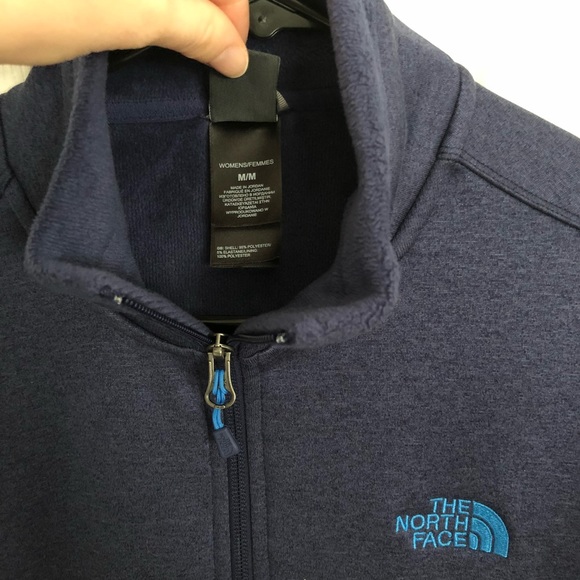 BRAND NEW LARGE NORTHFACE WOMENS JACKET - Picture 2 of 3